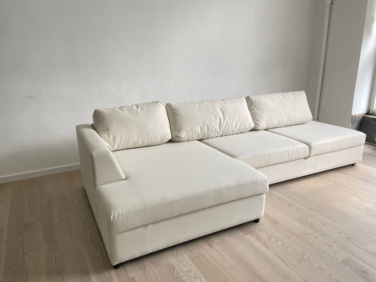 Magnus 2 seater sofa